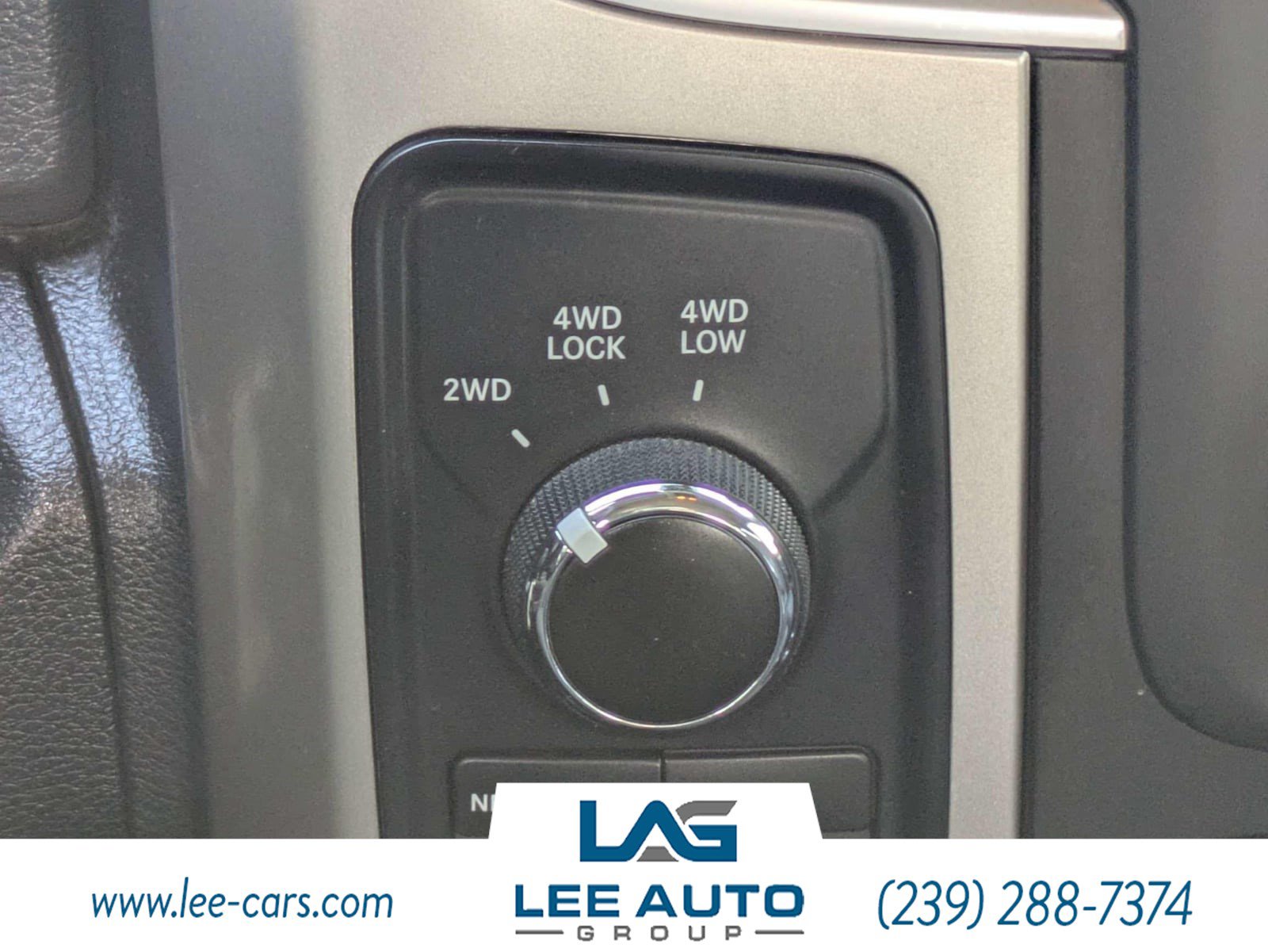 Used 2018 RAM 3500 SLT AWD/4WD image 17