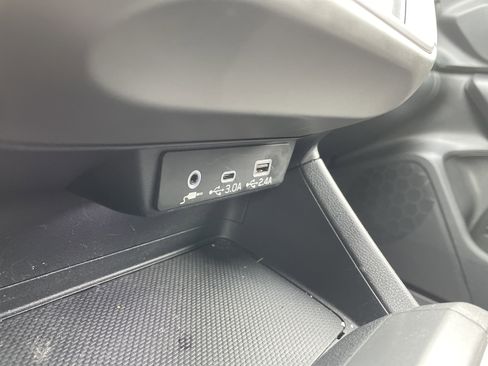 Used 2024 Subaru Crosstrek 2.0i Premium image 27