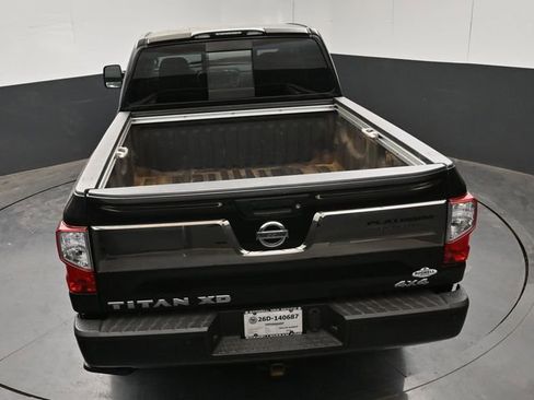 Used 2017 Nissan Titan Platinum Reserve AWD/4WD image 23