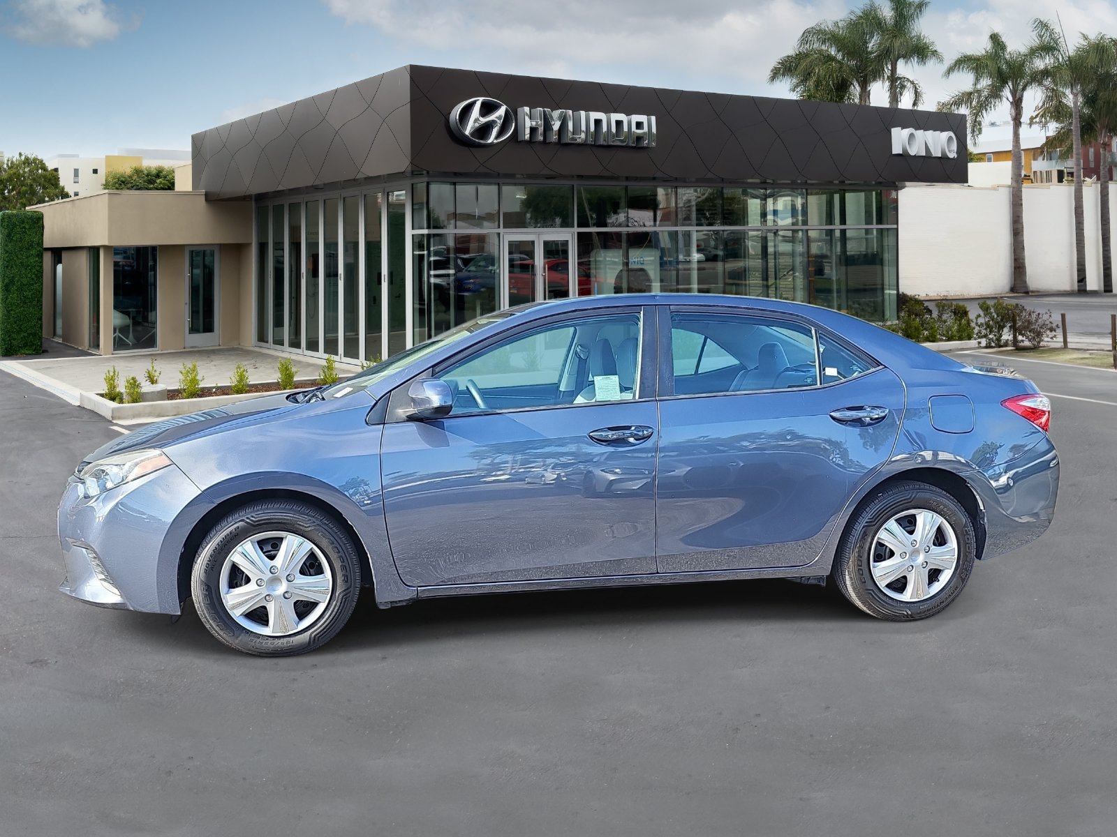 Used 2015 Toyota Corolla L FWD image 6