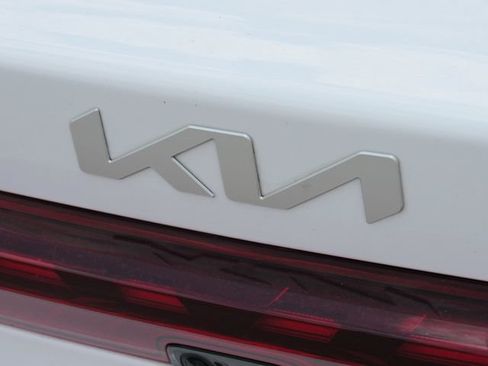 Used 2022 Kia K5 EX w/ EX Premium Package FWD image 12