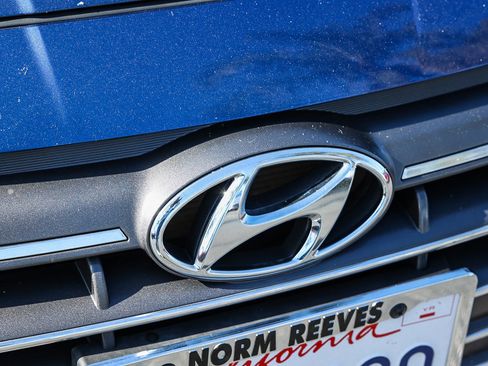 Used 2020 Hyundai Elantra SE image 14