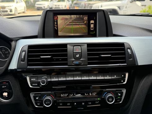 Used 2016 BMW 328i Sedan w/ Driver Assistance Package image 28