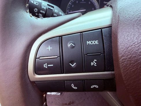 Used 2016 Lexus ES 350 350 SUNROOF/PUSH BUTTON START/ w/ Accessory Package image 16