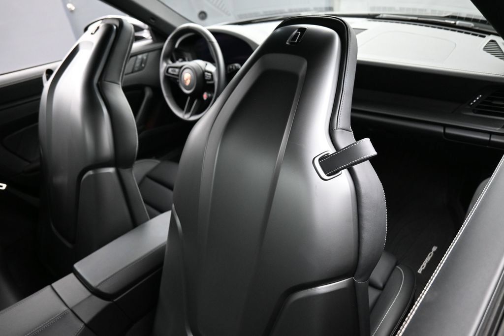 Certified 2026 Porsche 911 Carrera 4 GTS AWD/4WD image 24