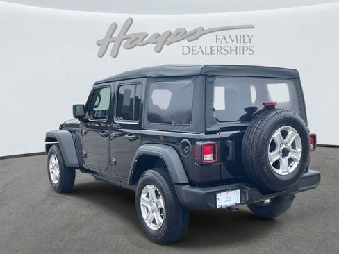 Used 2022 Jeep Wrangler Unlimited Sport image 5