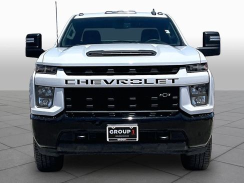 Used 2021 Chevrolet Silverado 2500 Custom w/ Custom Value Package AWD/4WD image 4