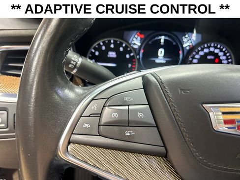 Used 2018 Cadillac XT5 Platinum AWD/4WD image 9