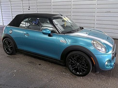 Used 2017 MINI Cooper S FWD image 4