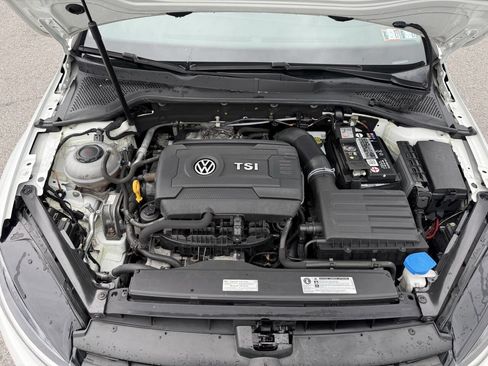 Used 2018 Volkswagen Golf S FWD image 12