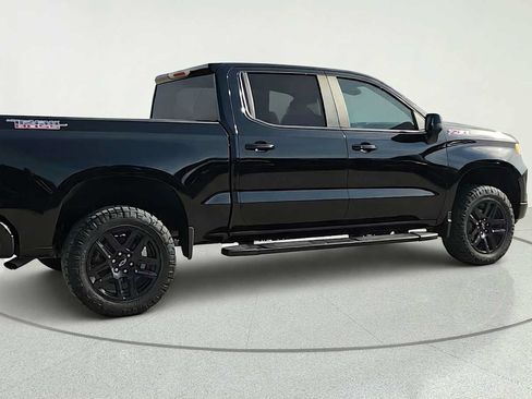 Used 2023 Chevrolet Silverado 1500 LT Trail Boss w/ Protection Package AWD/4WD image 8