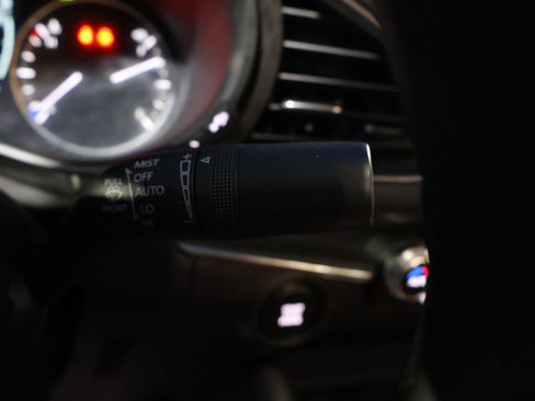 Used 2025 MAZDA MAZDA3 s image 35