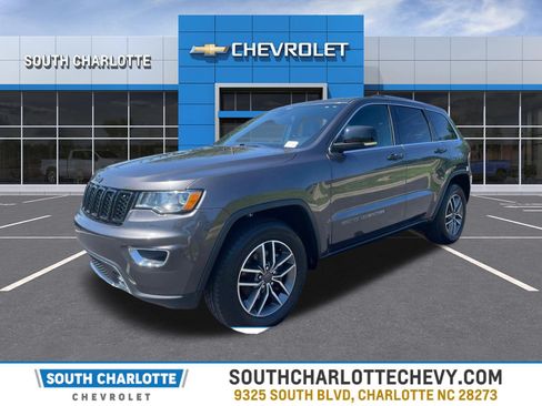 Used 2020 Jeep Grand Cherokee Limited RWD image 1