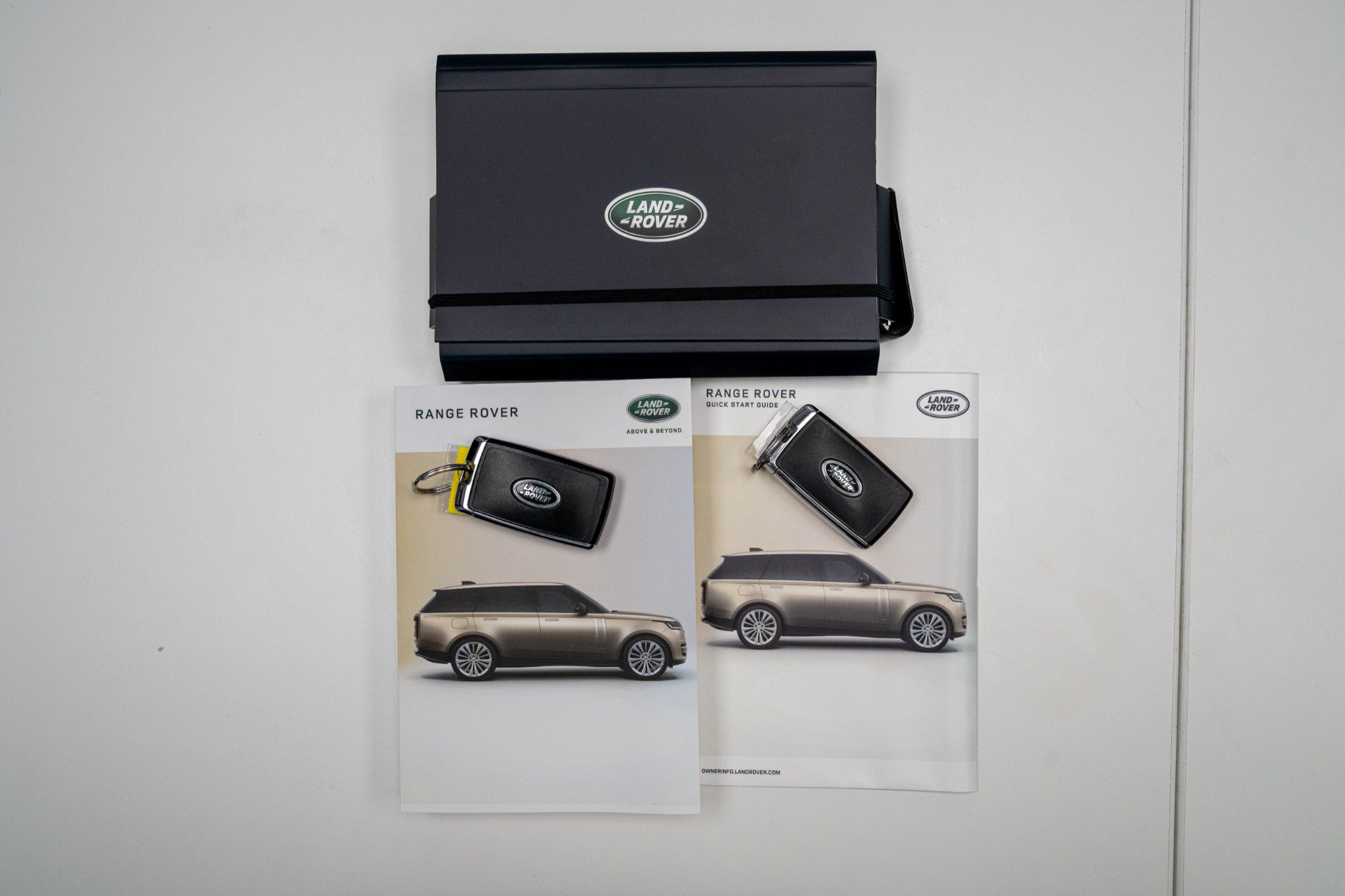 Used 2025 Land Rover Range Rover SE AWD/4WD image 20