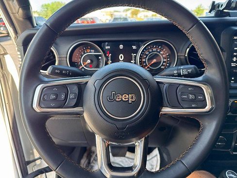 Used 2023 Jeep Gladiator Overland AWD/4WD image 20