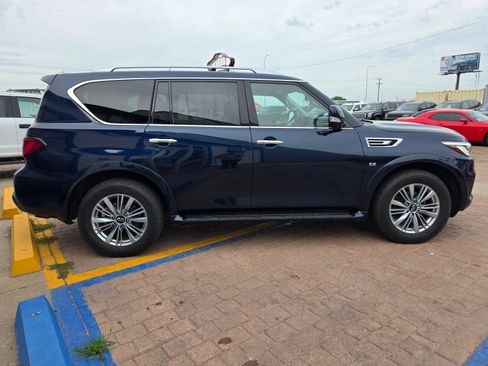 Used 2018 INFINITI QX80 4WD w/ Driver Assistance Package image 4