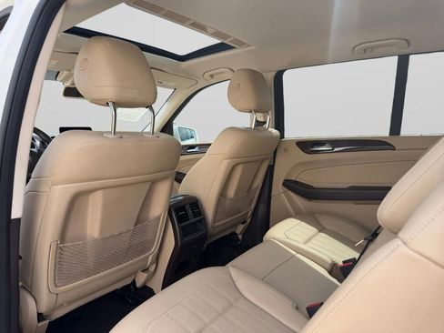 Used 2019 Mercedes-Benz GLS 450 4MATIC image 27
