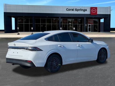 New 2026 Nissan Sentra SV w/ SV Convenience Package FWD image 5