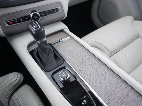 Used 2022 Volvo XC90 T6 Inscription w/ Advanced Package image 67