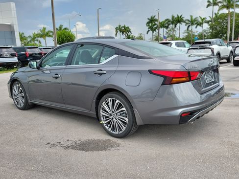 New 2026 Nissan Altima 2.5 SV w/ SV Premium Package FWD image 6