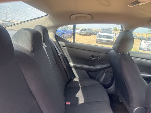 Used 2024 Nissan Sentra S image 30