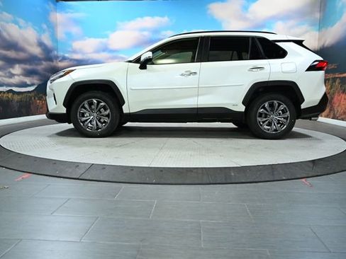 Used 2022 Toyota RAV4 Limited w/ Limited Grade Weather Package image 5