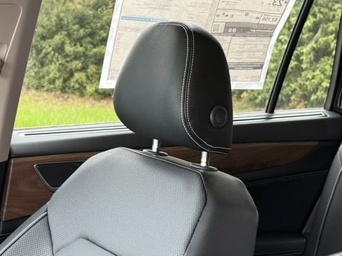 New 2026 Volkswagen Atlas SE image 11