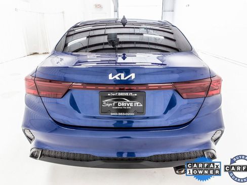 Used 2022 Kia Forte LXS w/ LXS Technology Package image 7