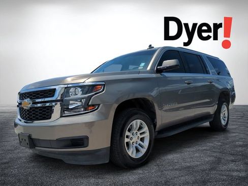 Used 2019 Chevrolet Suburban LT RWD image 8