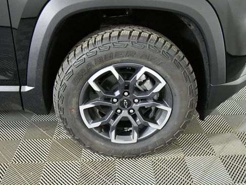 New 2026 Chevrolet Equinox ACTIV w/ LPO, Floor Liner Package image 17