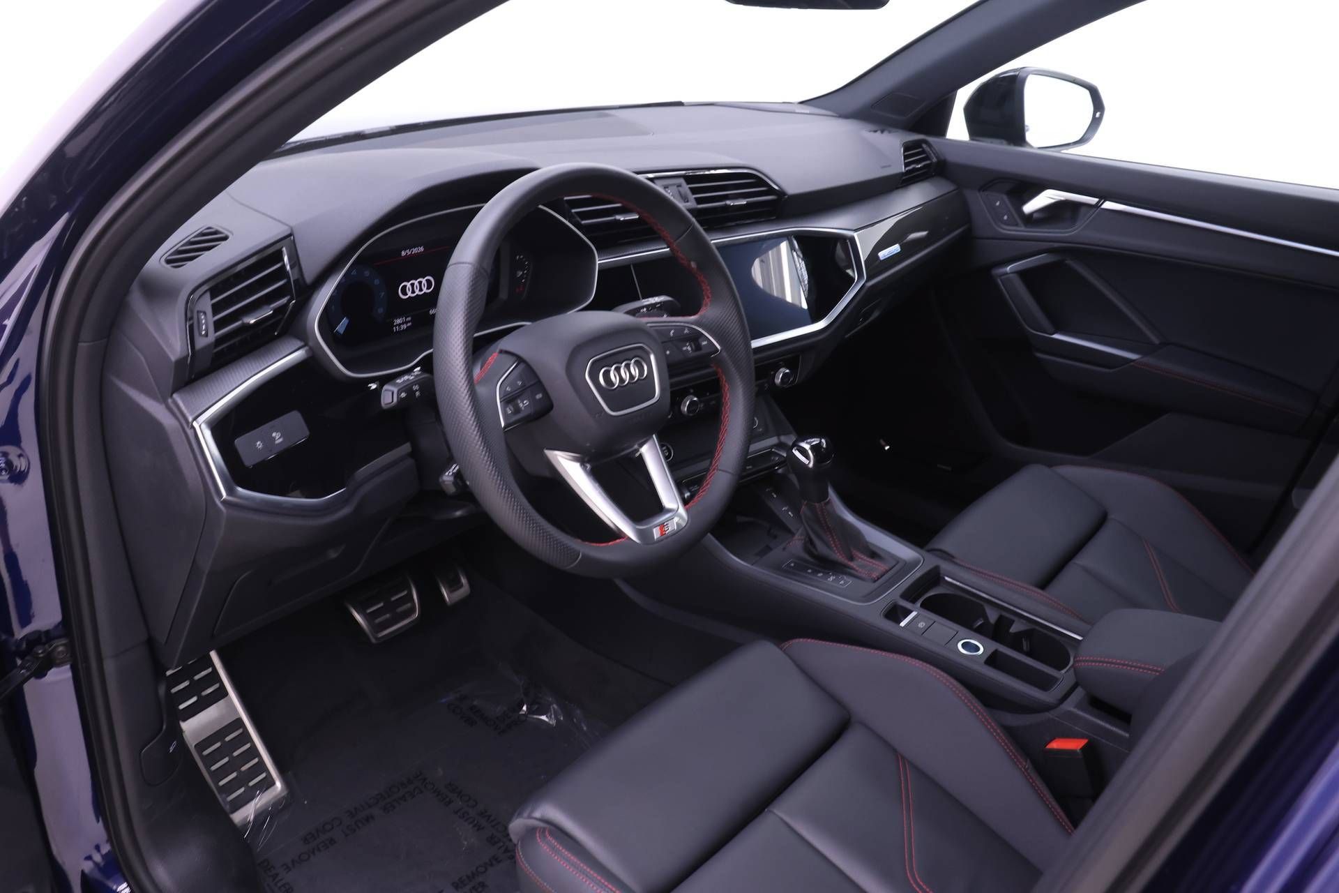 Certified 2025 Audi Q3 2.0T Premium Plus w/ Premium Plus Package AWD/4WD image 6