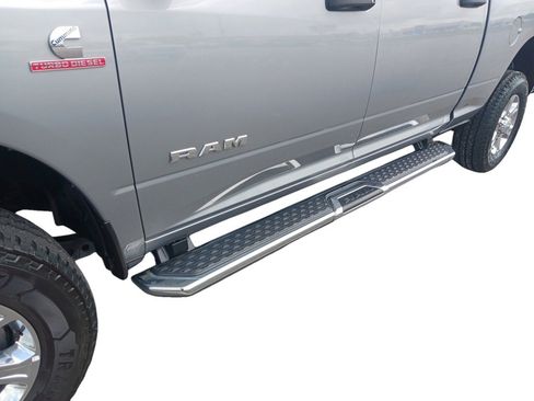 Used 2024 RAM 2500 Big Horn image 10