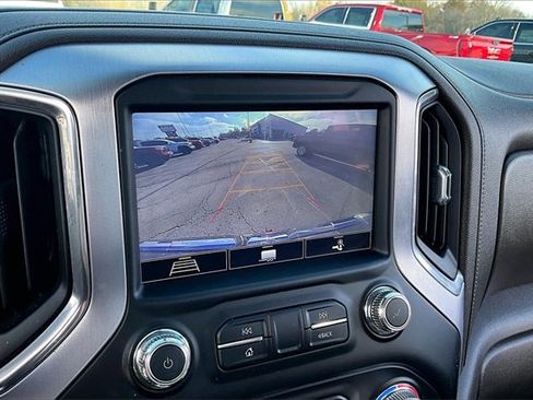 Used 2020 GMC Sierra 1500 SLT image 15