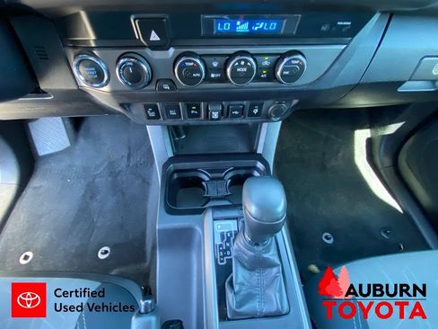 Used 2021 Toyota Tacoma TRD Off-Road w/ Technology Package AWD/4WD image 41