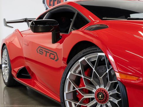 Used 2023 Lamborghini Huracan STO image 26