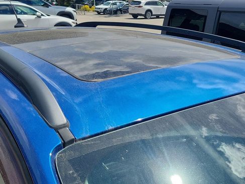 Used 2019 Ford Escape SEL image 11