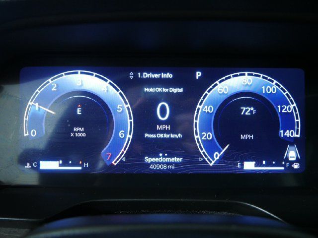 Used 2023 Jeep Grand Cherokee Limited w/ Luxury Tech Group II AWD/4WD image 33