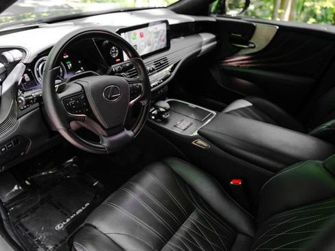 Used 2023 Lexus LS 500h AWD w/ Luxury Package image 22