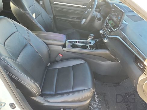 Used 2023 Nissan Altima 2.5 SL image 22