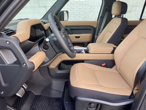 New 2026 Land Rover Defender 110 X AWD/4WD image 14