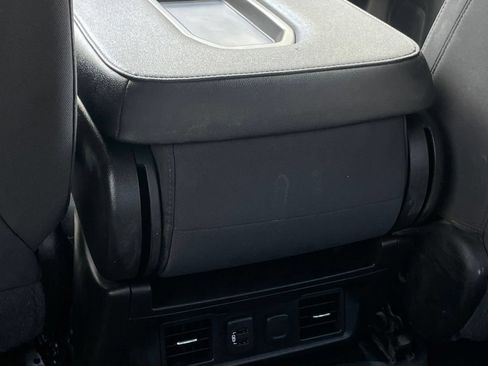 Used 2023 Chevrolet Silverado 2500 LT w/ Convenience Package AWD/4WD image 24