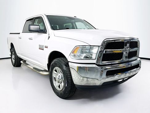 Used 2017 RAM 2500 SLT RWD image 2