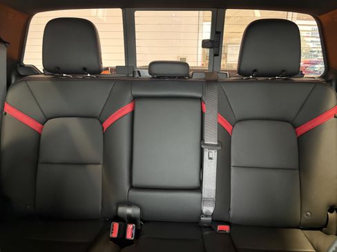 New 2026 Chevrolet Colorado Z71 w/ Technology Package image 23