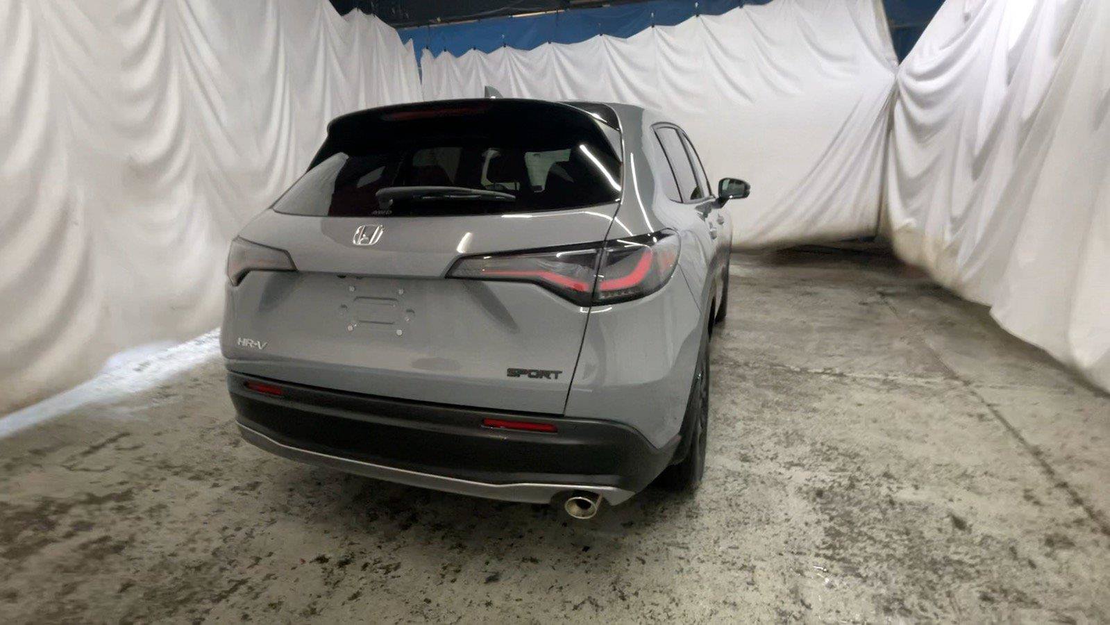 Certified 2025 Honda HR-V Sport image 7