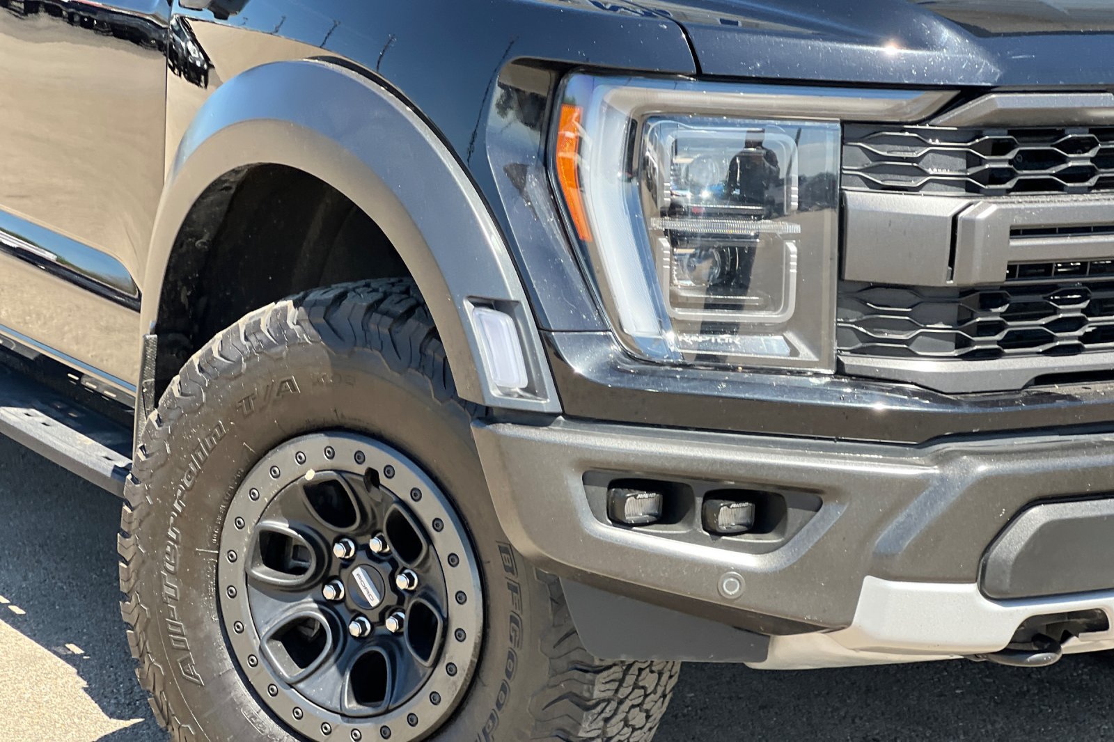Used 2023 Ford F150 Raptor w/ Blue Interior Package AWD/4WD image 30