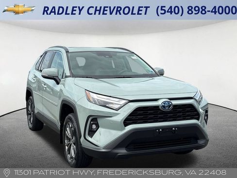 Used 2023 Toyota RAV4 XLE Premium AWD/4WD image 21