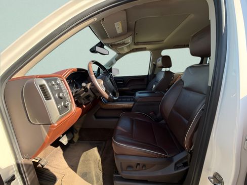 Used 2014 Chevrolet Silverado 1500 High Country w/ High Country Premium Package AWD/4WD image 12