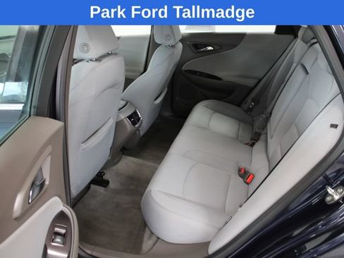Used 2016 Chevrolet Malibu LT FWD image 25