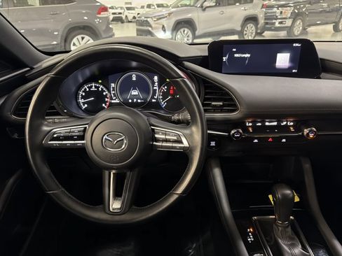 Used 2019 MAZDA MAZDA3 Hatchback FWD image 28