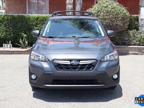 Used 2023 Subaru Crosstrek 2.0i Premium image 3